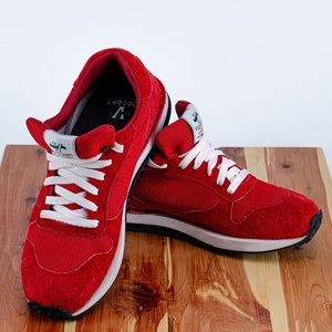 Victory Sportswear Speedrunners  Red Sneakers